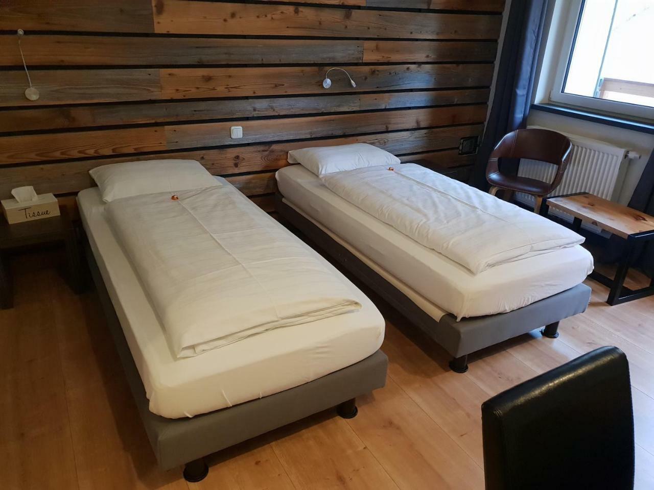Pension Sonnenheim Rooms&Apartments กมุนด์ อิน คาร์นเทิน ภายนอก รูปภาพ